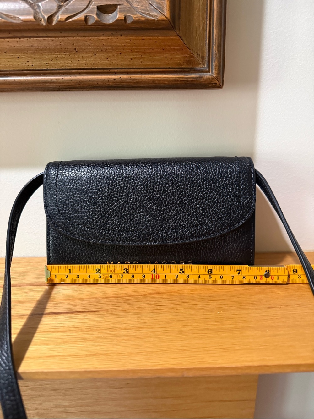EUC Marc Jacobs Black Groove Leather Crossbody Wallet Metal Logo - Picture 9 of 16